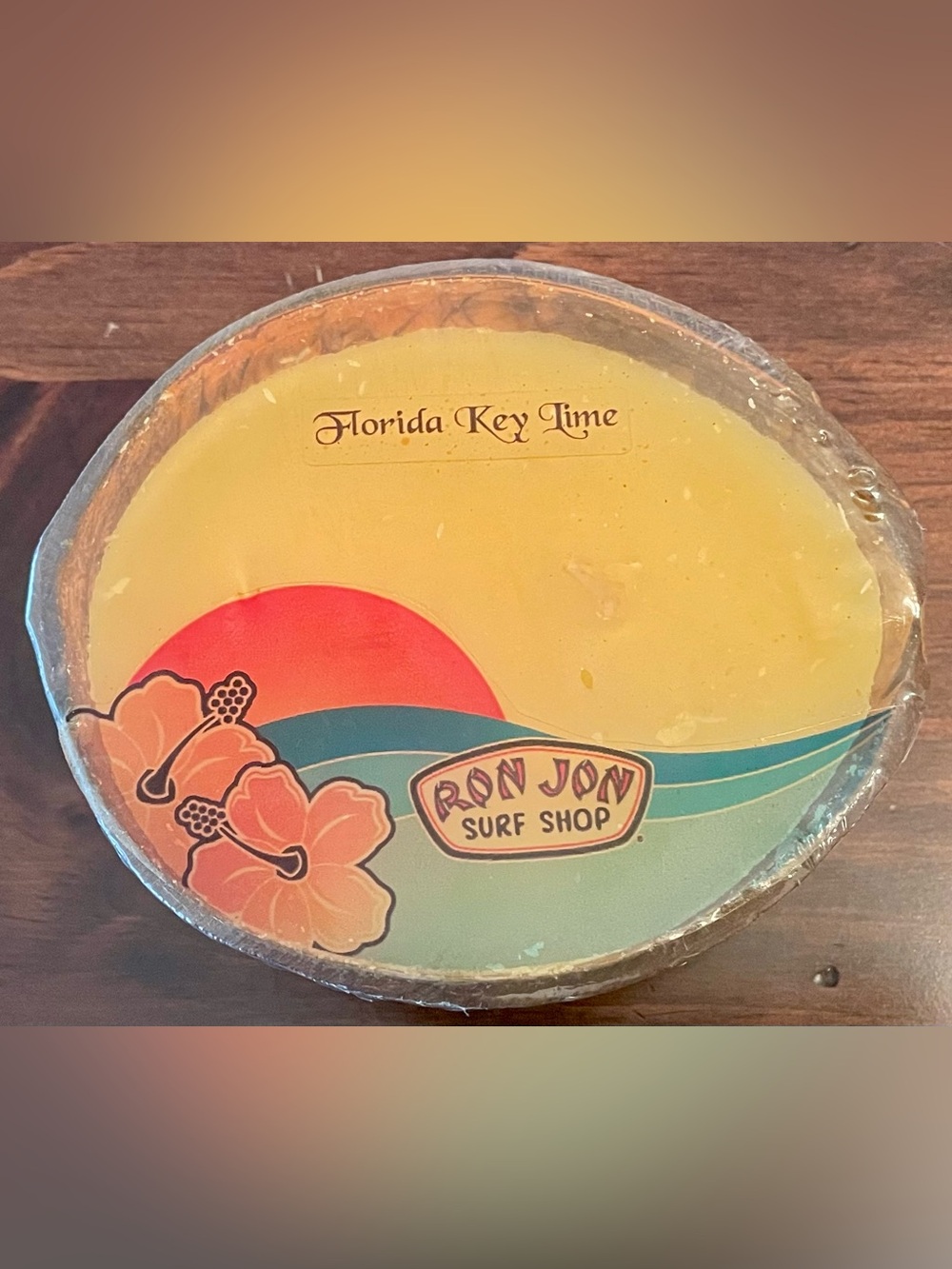 Florida Key Lime Floating Coconut Shell Candle - Ron Jon Surf Shop - NEW